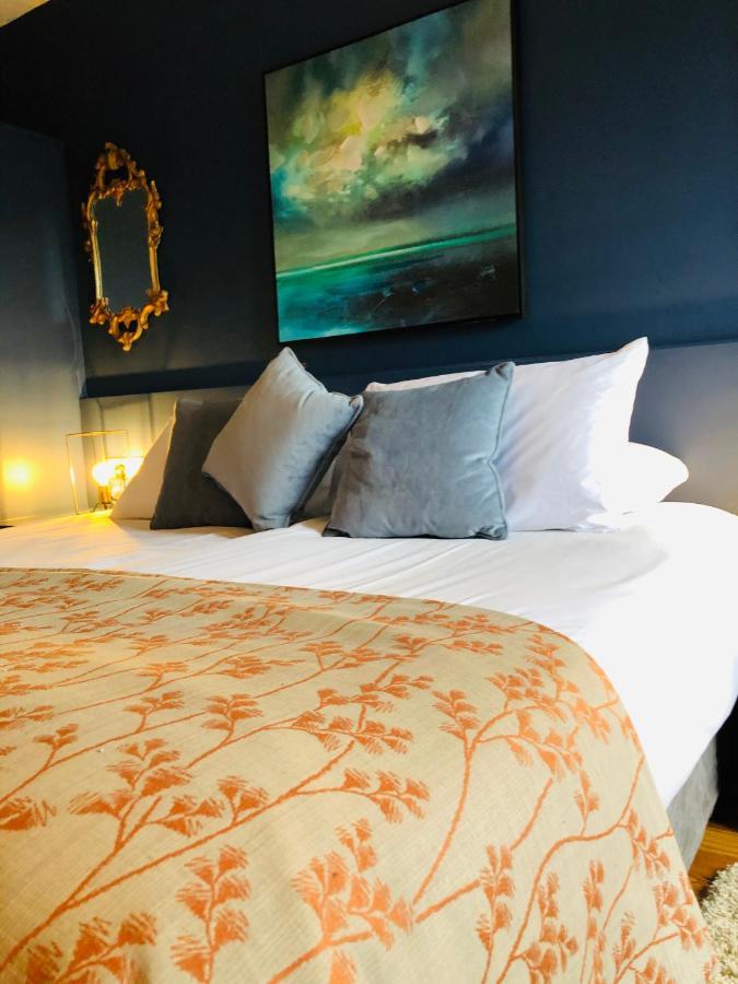 The Waterside Apartment 112 Harbour Mills Westport Dış mekan fotoğraf